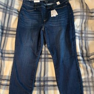 Judy Blue size 22W NWT. Smoke free pet friendly home